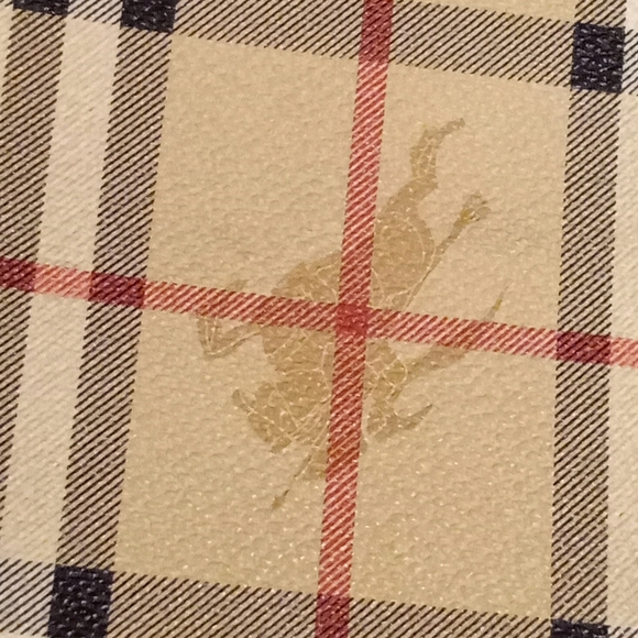 AUTHENTIC Vintage Burberry Haymarket Check Shoulder Bag With Certificate - Picture 4 of 11